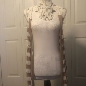 Day trip sweater vest